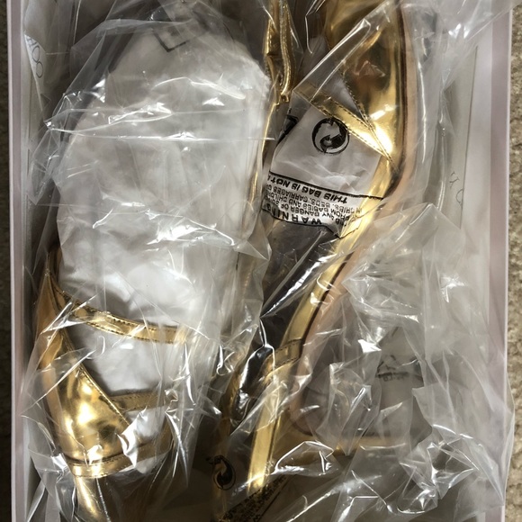 Jimmy Choo Gold Patent Leather KittenHeel Sandals - Picture 4 of 8